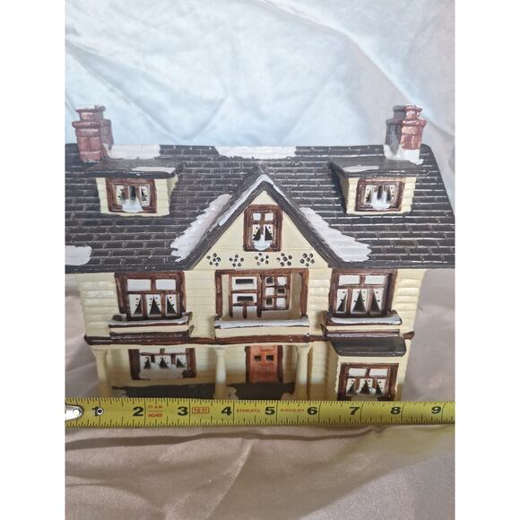 Yuletide Snow Hamlet “Mansion” 1987 Lighted Building w/ Box & Cord - Picture 6 of 9